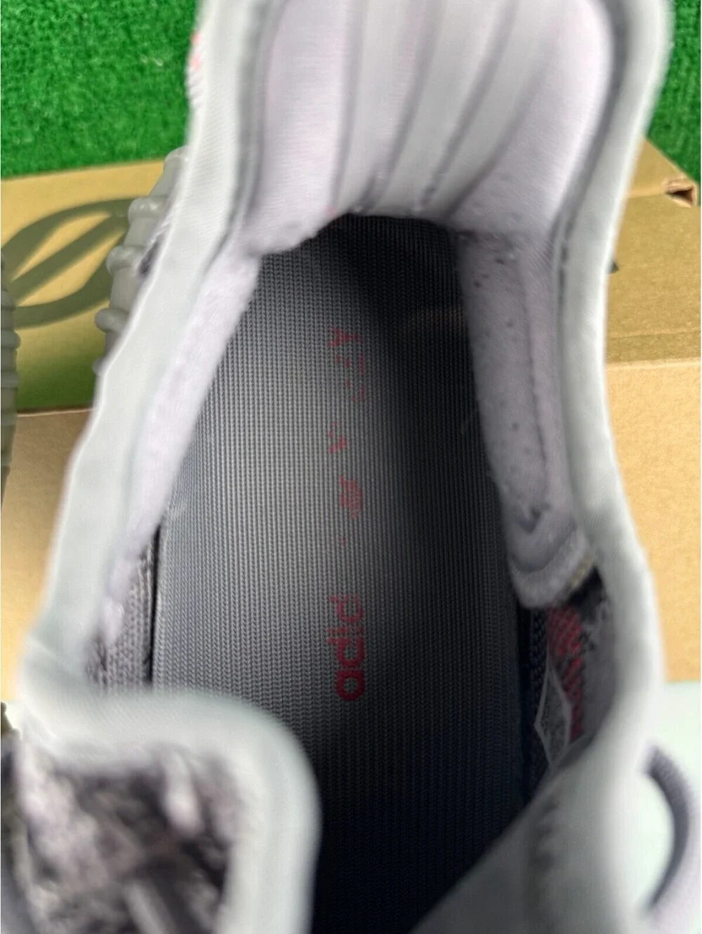 Size 9 - adidas Yeezy Boost 350 V2 Low Beluga 2.0 CLEAN!